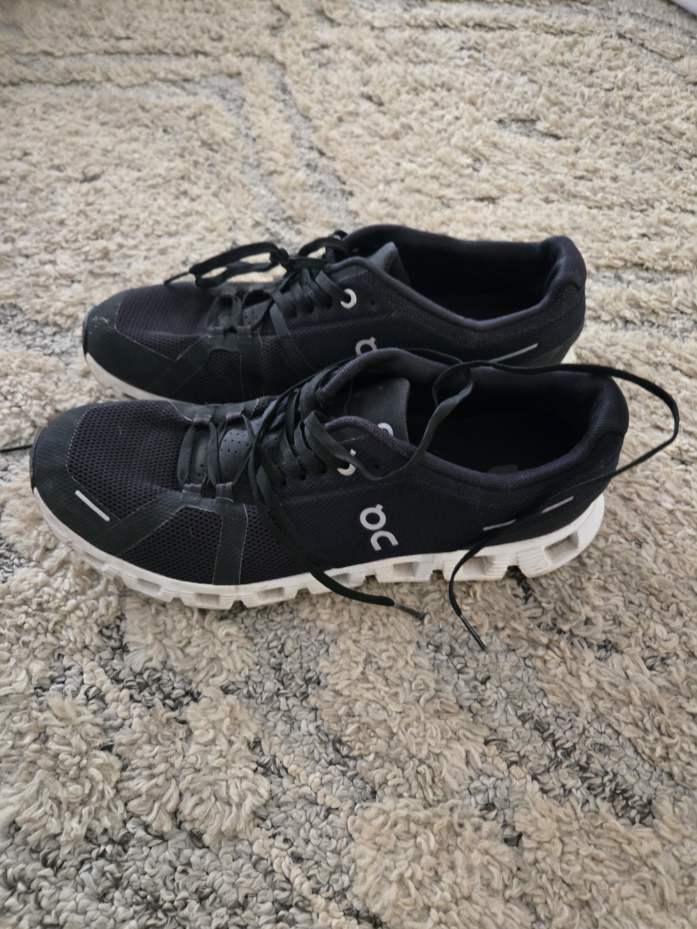 On Cloud Athletic Shoes — Black & White